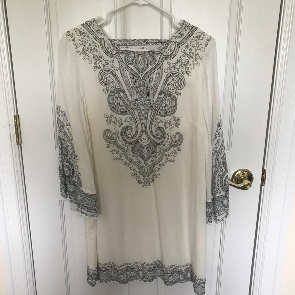 Boho Tunic Dress | Paisley Print Bell Sleeve Shift Dress - Picture 3 of 5